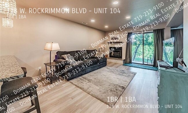 Building Photo - Updated studio condo in Rockrimmon