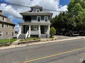 Building Photo - 21 Roseland Ave