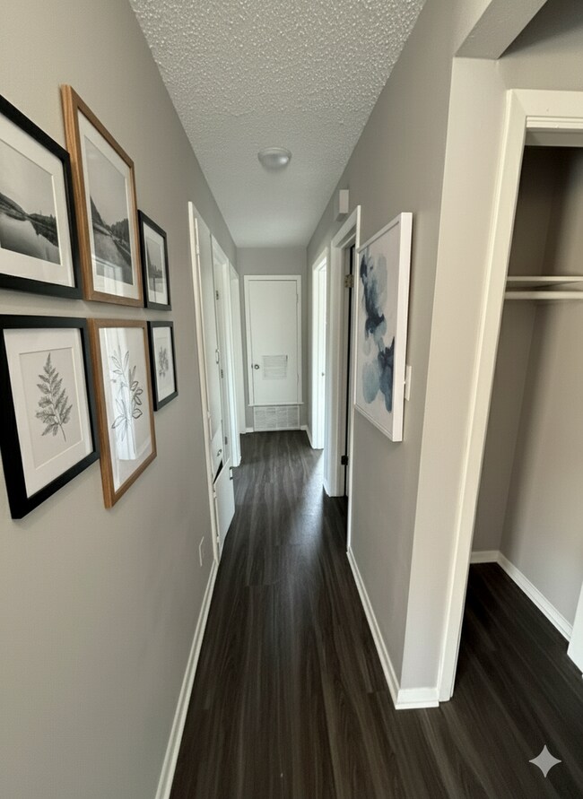 Building Photo - 6800 Bryonwood Dr