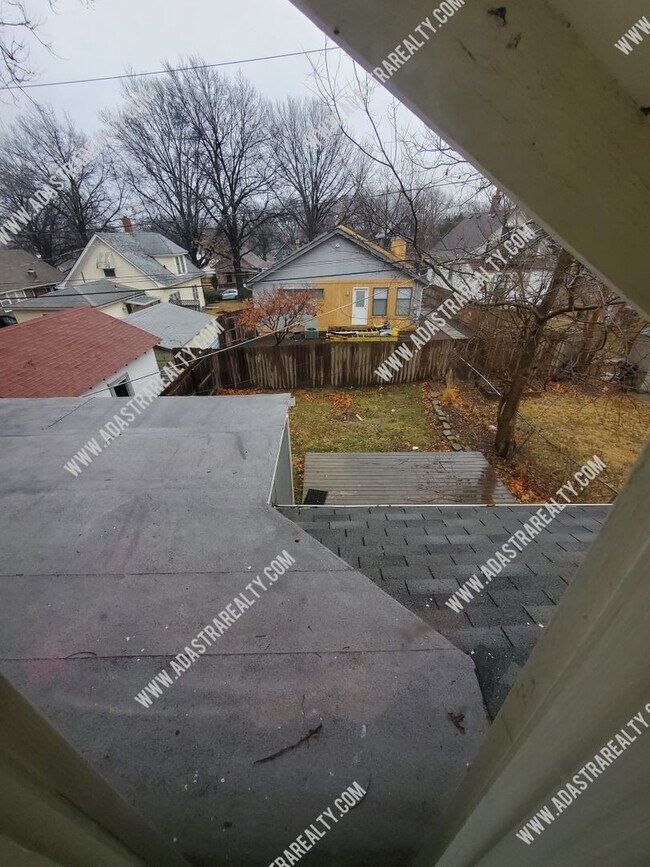Building Photo - 4521 Fairmount Ave