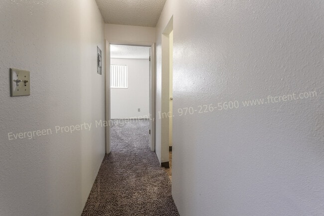 Building Photo - 1314 E 16th St