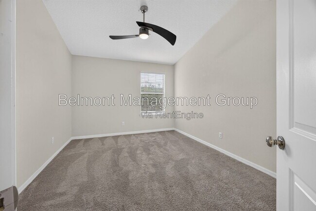Building Photo - 3004 Alessa Loop
