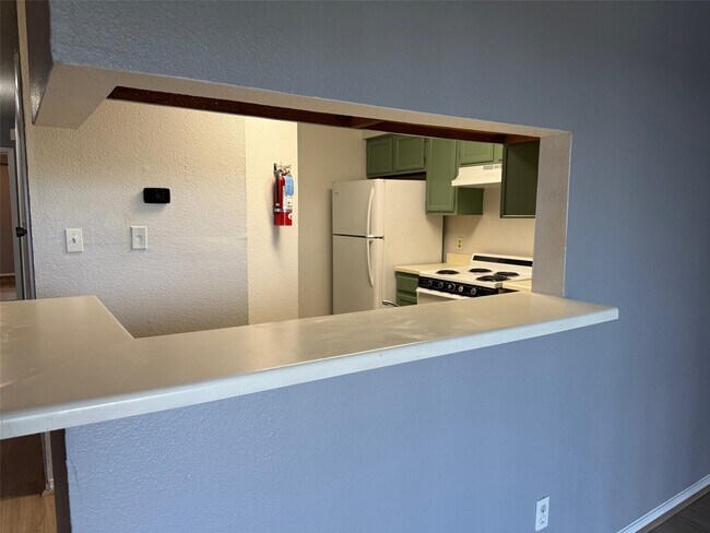 Building Photo - 2501 Gulf Fwy