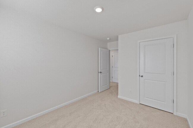 Building Photo - ***Brand New 3/2.5 Townhome in Wake Forest***