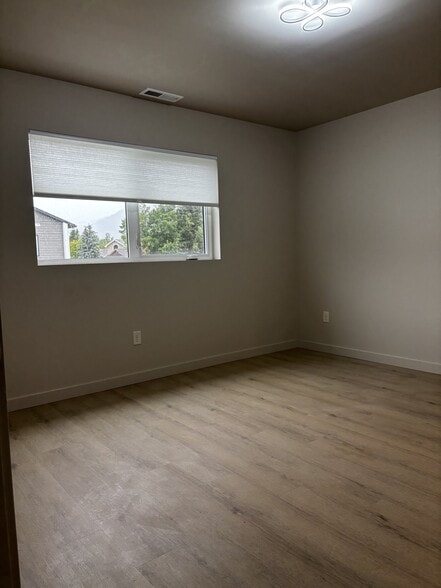 Building Photo - 1414 Silver Cir
