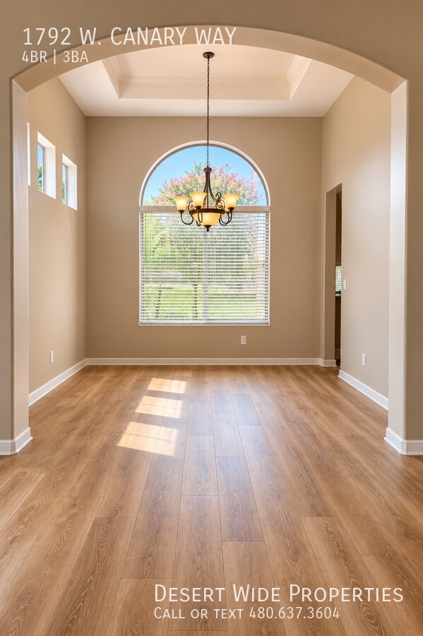 Building Photo - 1792 W Canary Way