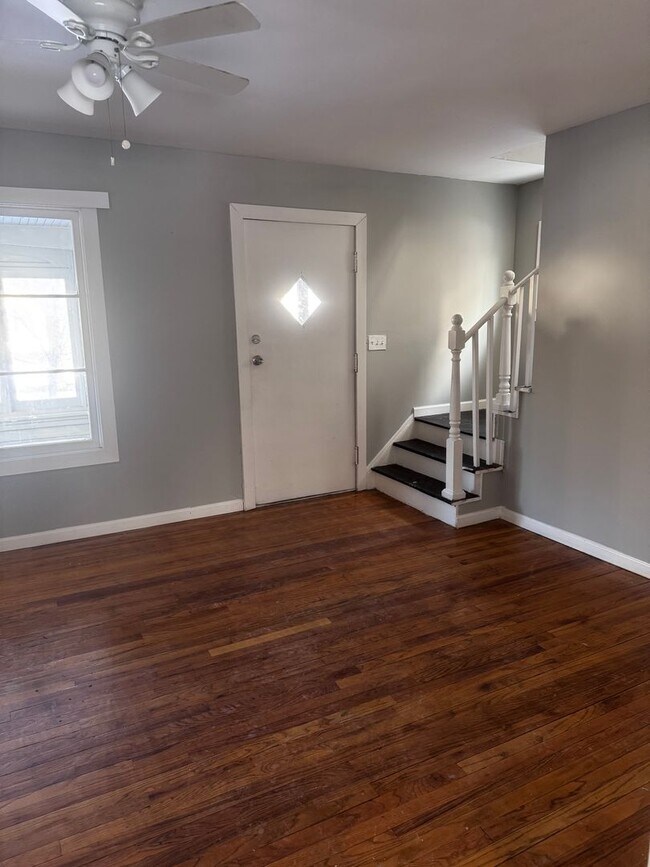 Building Photo - 13706 Argus Ave