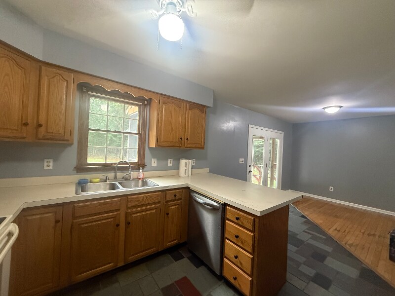 Building Photo - 6050 Hounds Bay Cir