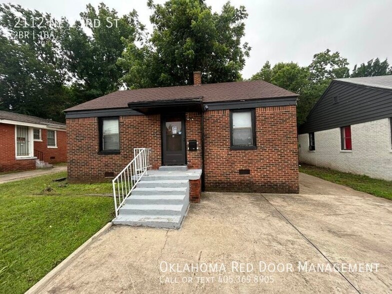 Primary Photo - 2112 NE 23rd St