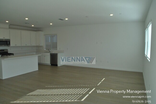 Building Photo - 4451 Duckhawk Cir