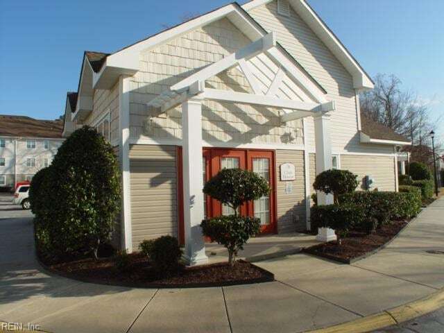 Building Photo - 5212 Nuthall Dr