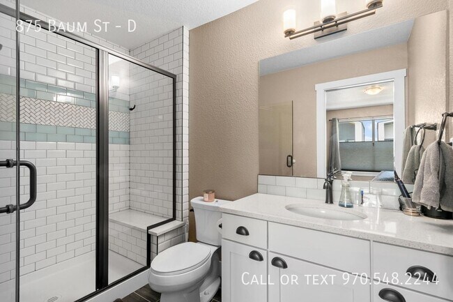 Building Photo - 875 Baum St