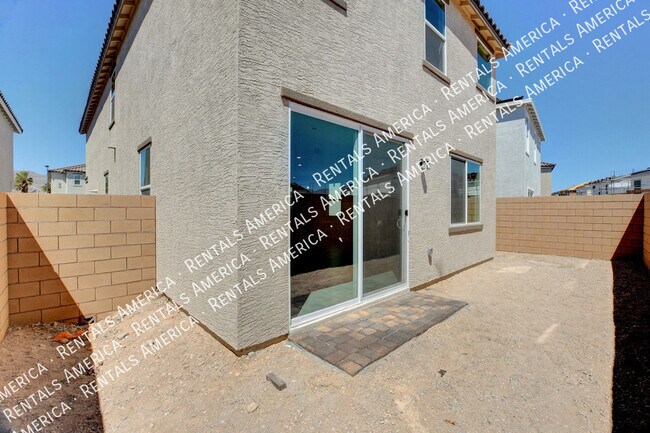 Building Photo - 6820 Calvitero St