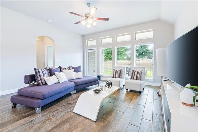 Building Photo - 217 Cherokee Rose Cir