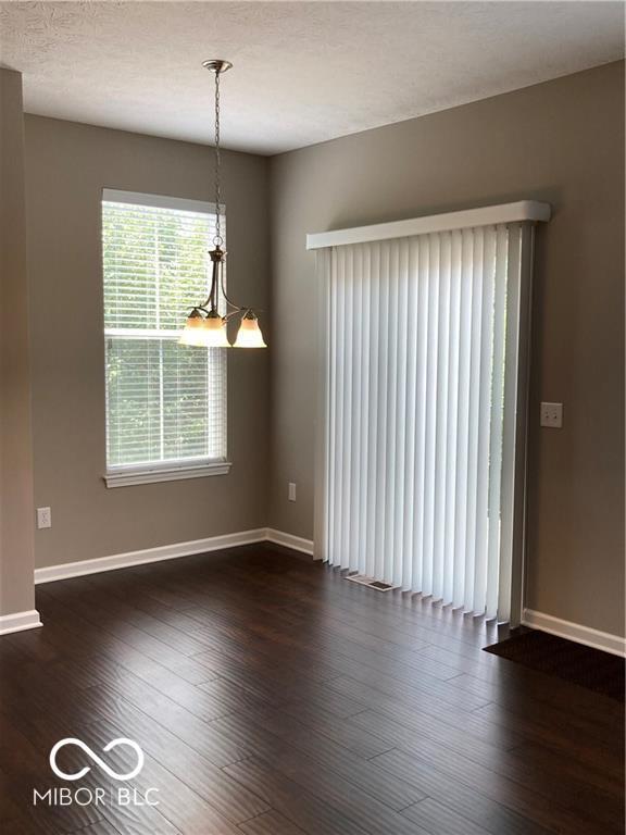 Building Photo - 9408 Park Meridian Dr