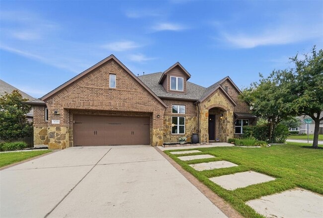 Building Photo - 8729 Vantage Point Dr