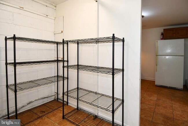 Building Photo - 14105 Robinson Ct