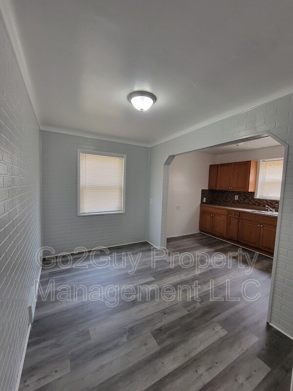 Building Photo - 18644 Forrer St