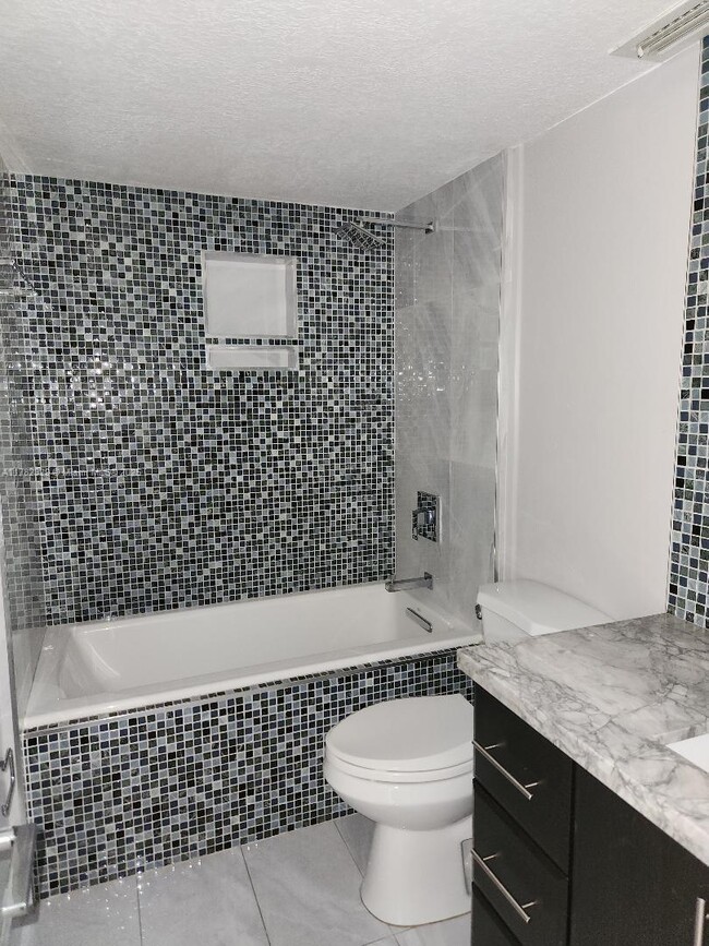 Building Photo - 8610 SW 212th St