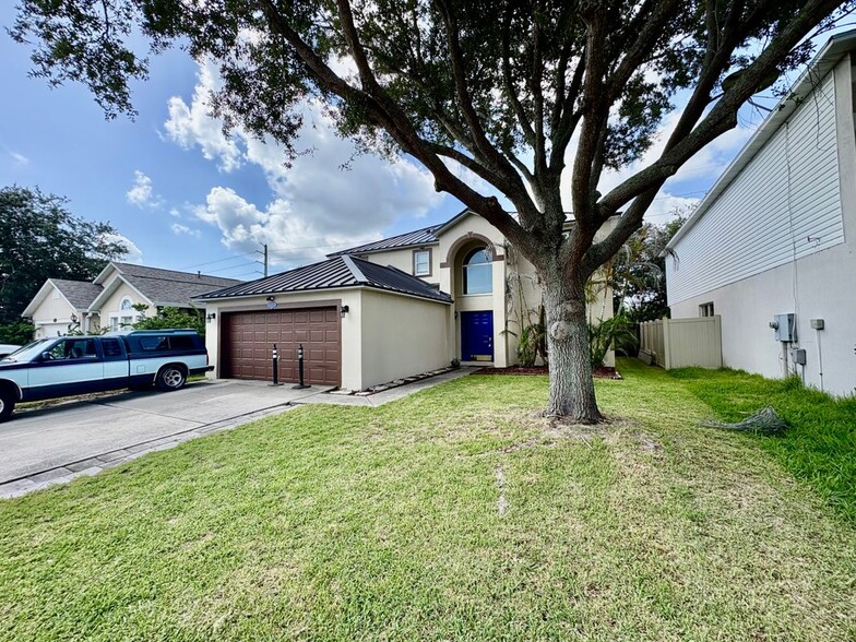 Building Photo - 2015 Canopy Dr