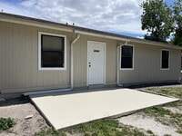 Building Photo - 2/1 Rental in desirable Bonita Springs Location, Updated and ready for immediate occupancy