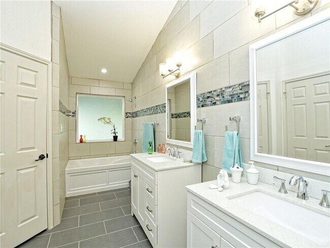 Building Photo - 1107 Hatteras Dr
