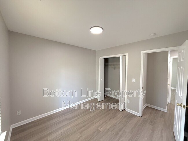 Building Photo - 3715 Bullard St