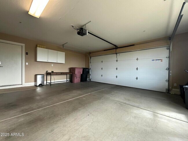 Building Photo - 11489 E Raintree Dr