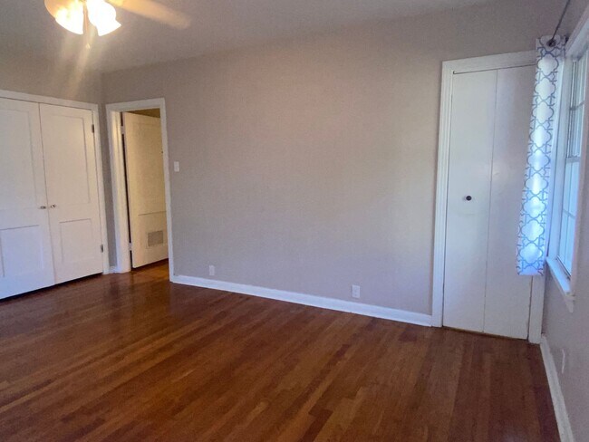 Building Photo - 3 BEDROOM, PLUS OFFICE, BELTON ISD