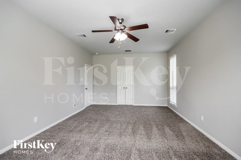 Building Photo - 18707 Antler Trails Court