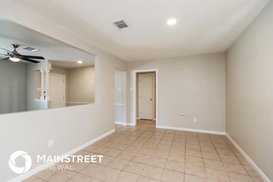 Building Photo - 431 W Sunnyside St