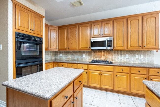 Building Photo - 12502 Boxwood Way Ln