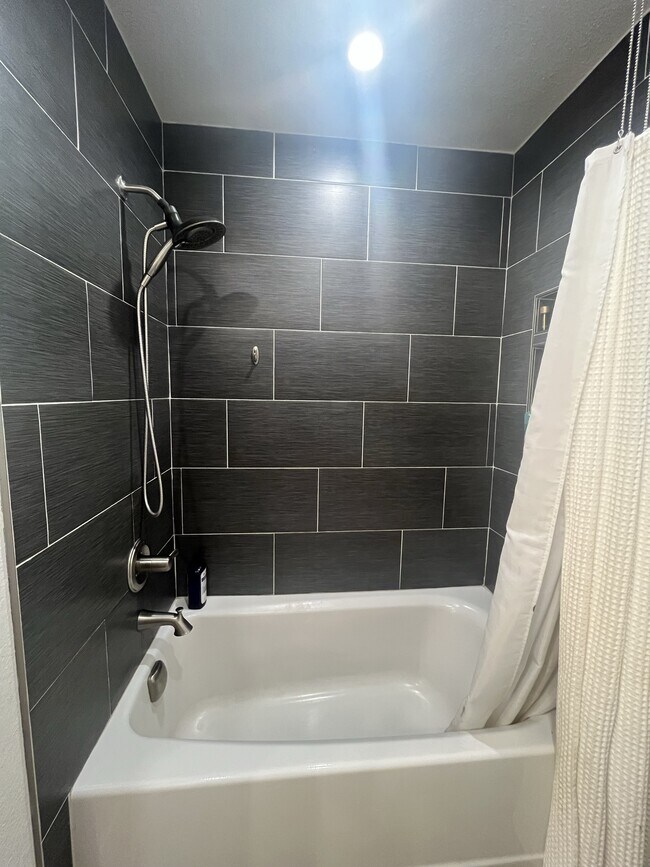 Bathroom 2 - 647 Hovey Way