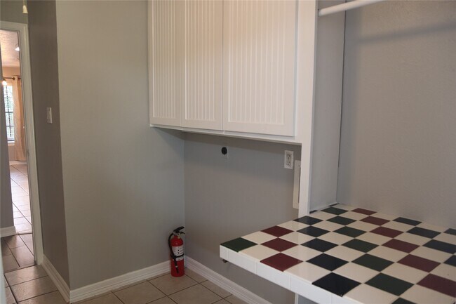 Building Photo - 27 N Greenbud Ct