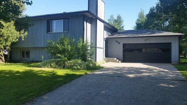 Building Photo - 3BD/2BA Single Family Home