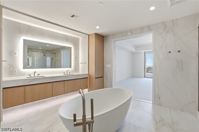 Building Photo - 5100 Seagrass Blvd