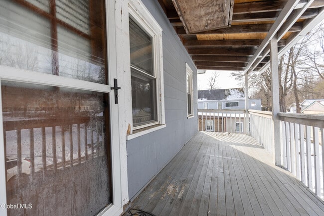 Building Photo - 301 South Main St