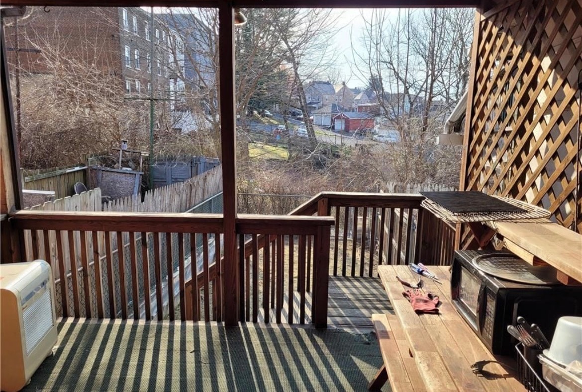 Building Photo - 662 Atlantic St