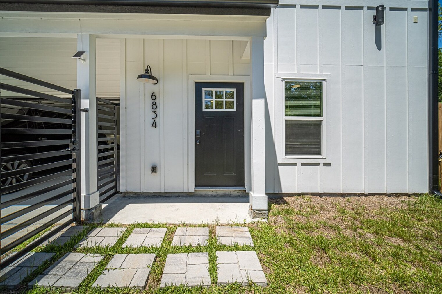 Building Photo - 4706 Idaho St