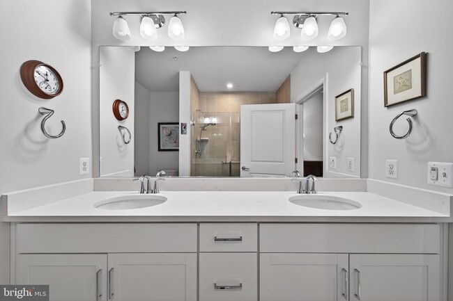 Building Photo - 21630 Hawksbill High Cir