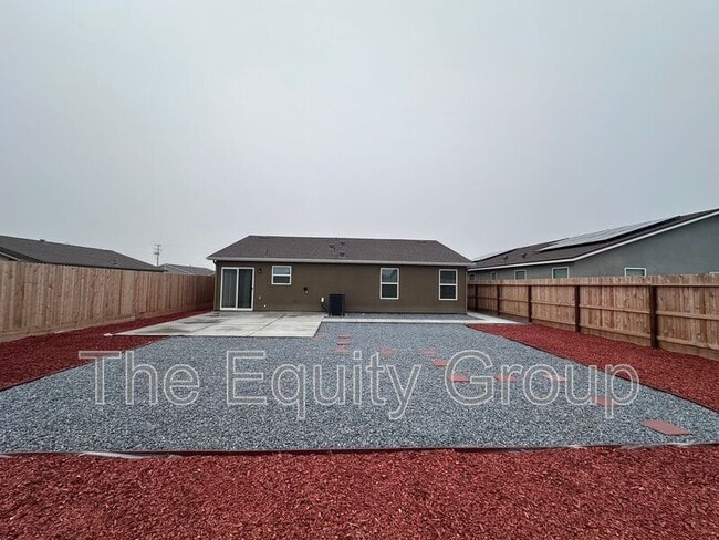 Building Photo - 1167 Billingsley St