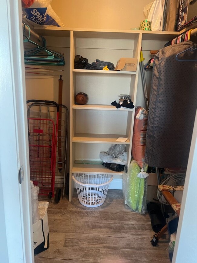 Building Photo - NEW PRICE! 2BD/2BA with Detached Carport on Venice Island!