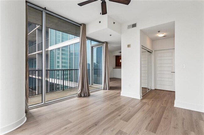 Building Photo - 1080 Peachtree St NE