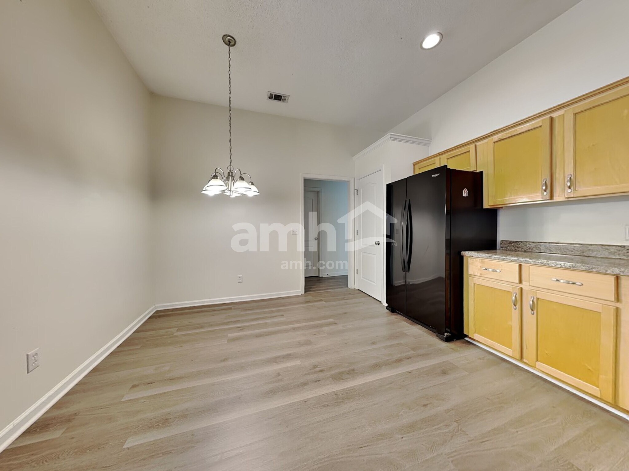 Building Photo - 103 Richmond Way