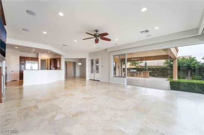 Building Photo - 24 Kittansett Loop