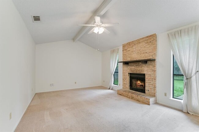 Building Photo - 3704 Bannockburn Dr