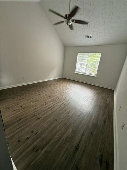 Building Photo - 907 Keldron Ct