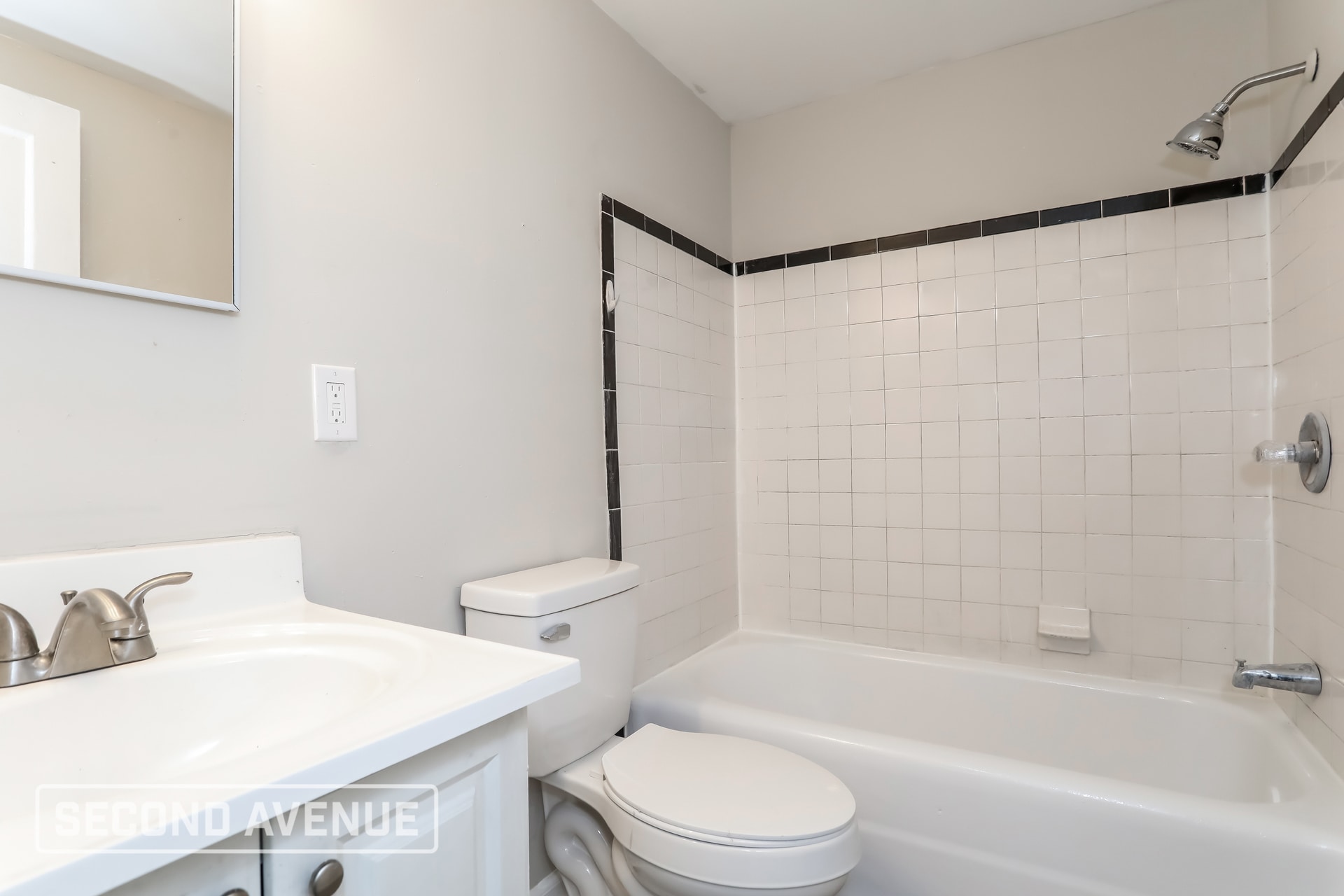 Building Photo - 922 Wells St