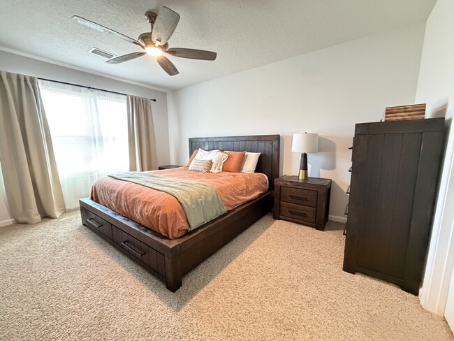 Building Photo - 4656 Honor Guard Wy