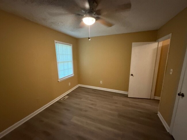 Building Photo - 109 Fairhaven Ct
